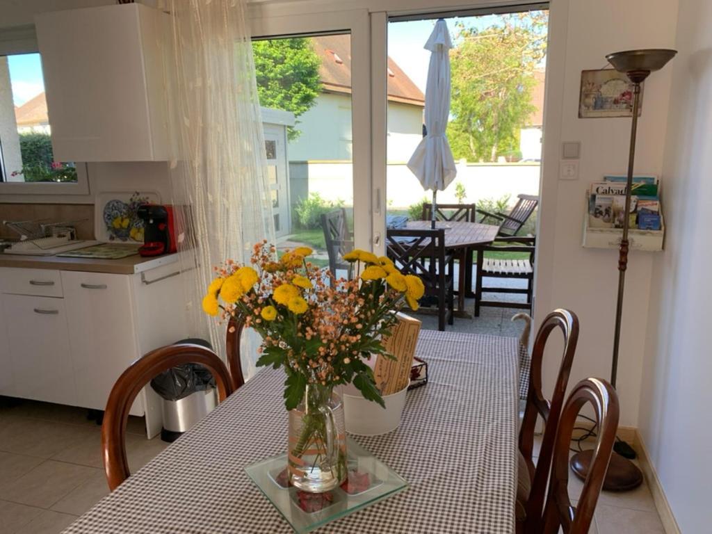 Residence Les Jardins De Courseulles F3 外观 照片